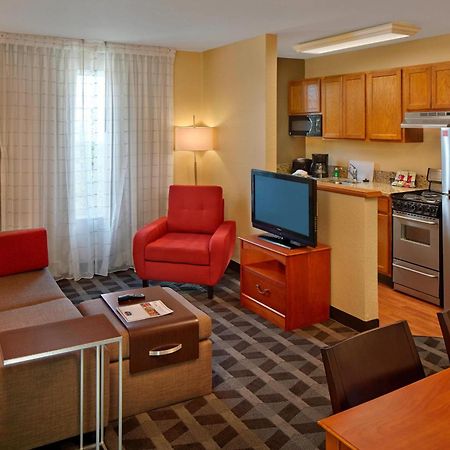 Towneplace Suites By Marriott Orlando East/Ucf Area Bagian luar foto